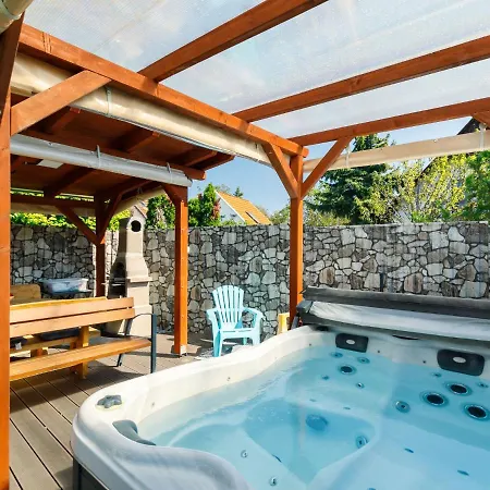 Particia By Interhome * 希欧福克